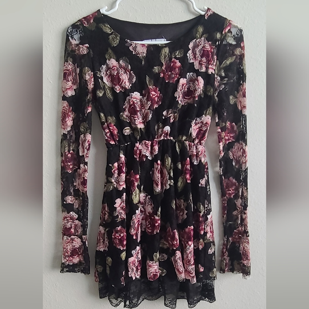 Floral Lace Long Sleeve Dress